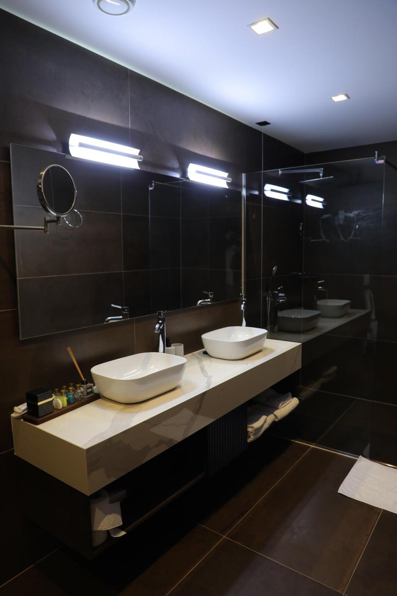 Astoria Luxury & Spa Gjilan ภายนอก รูปภาพ